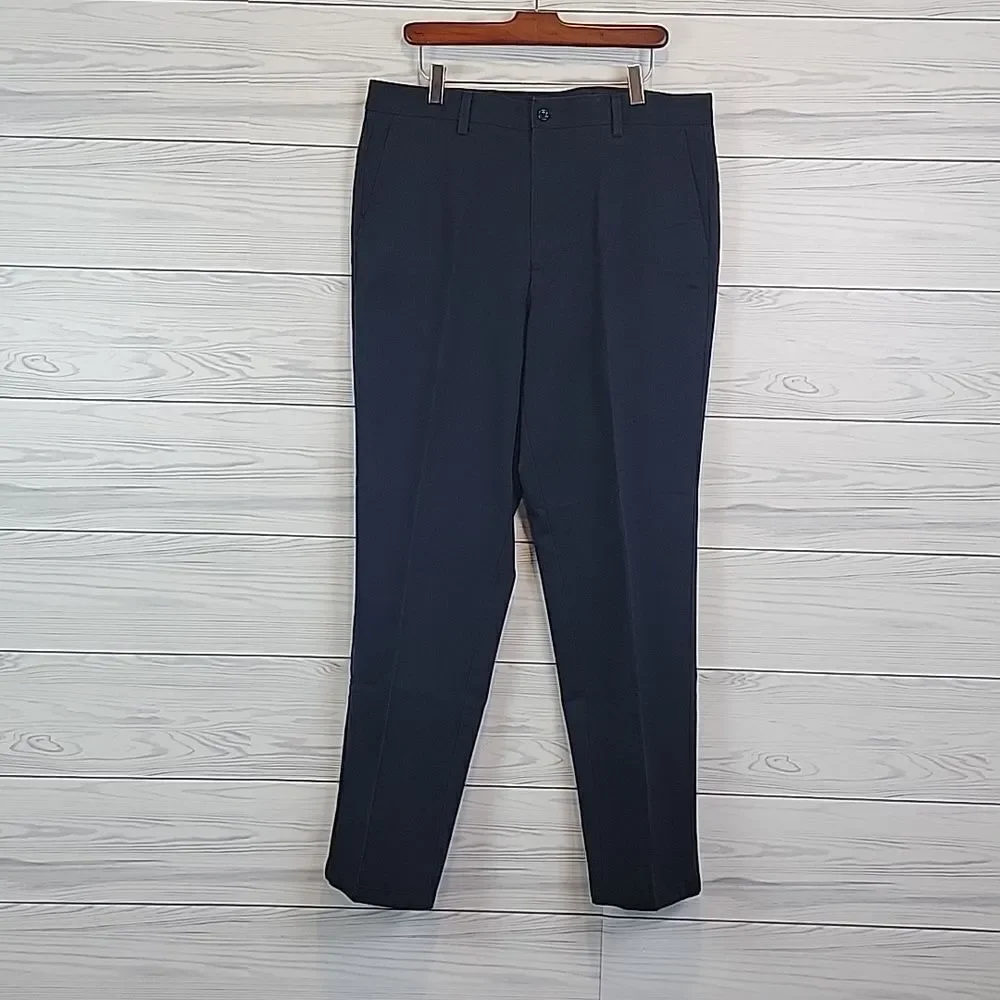 Dockers straight fit ultimate chinos in Navy Size 36X32